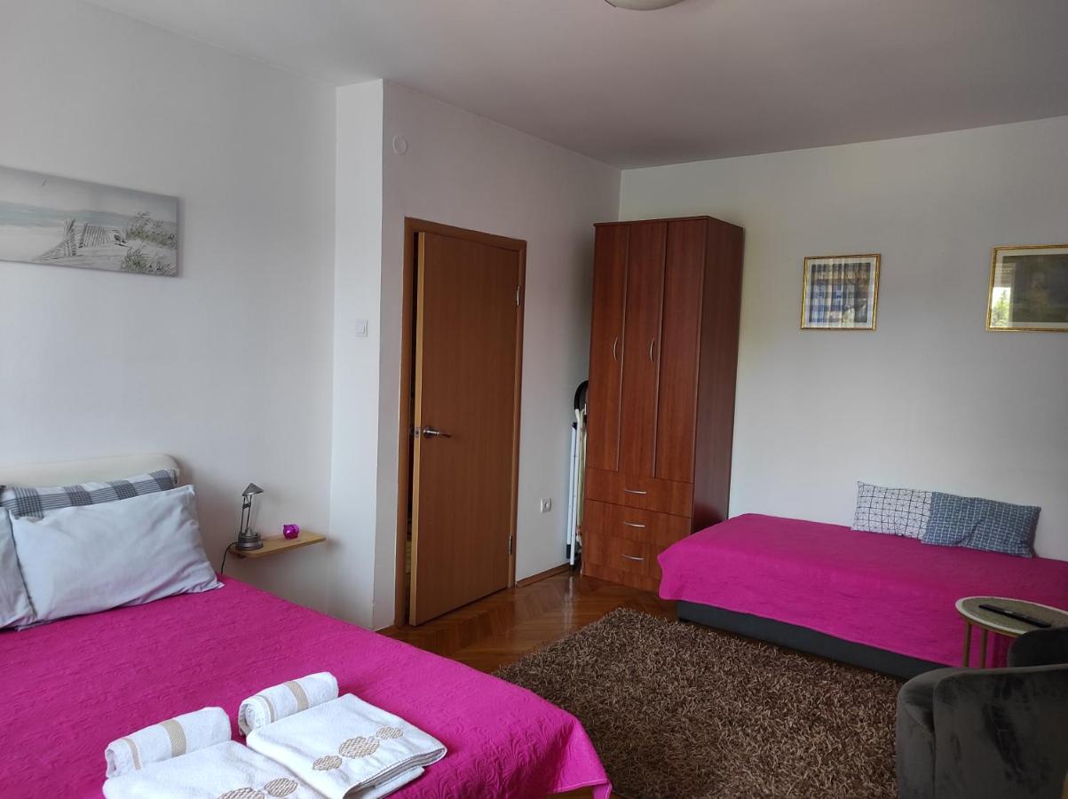 Stan U Centru Apartment Podgorica Exterior photo