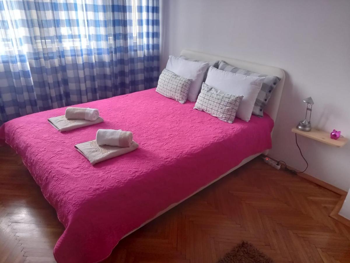 Stan U Centru Apartment Podgorica Exterior photo